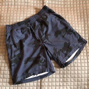 Men's Rhone Mako Shorts Camo Blue Size Small